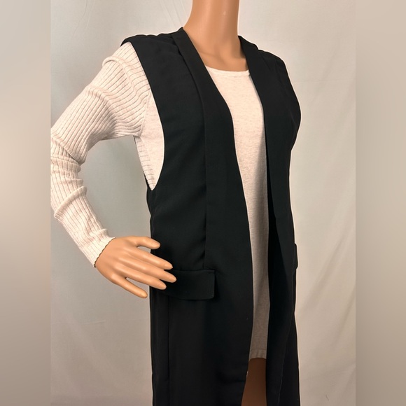 LUSH - Black Sleeveless Long  Open Front Polyester Vest with Side Slits … - Picture 2 of 11
